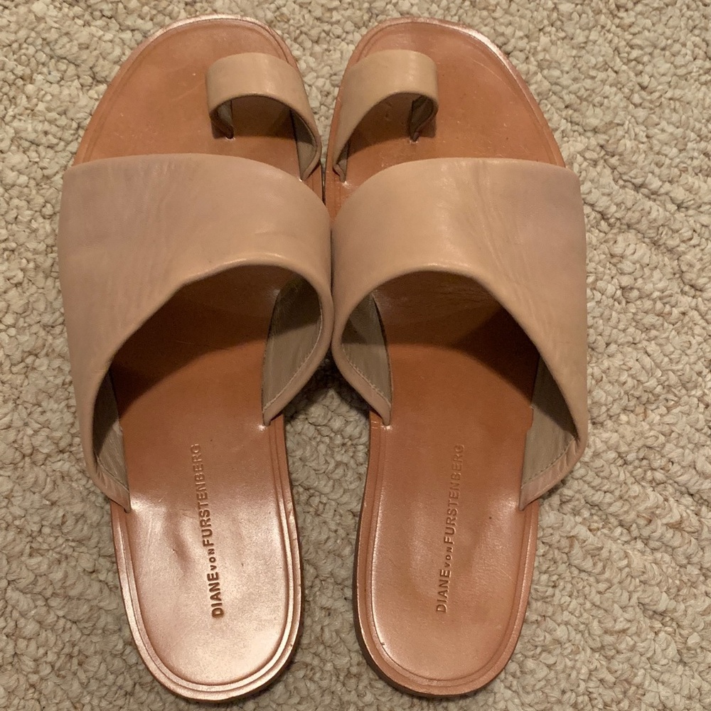 Diane Von Furstenberg Beige Leather Sandals
